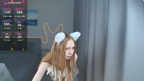 FoxyMira webcam model stream image