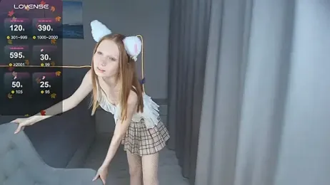 FoxyMira webcam model stream image