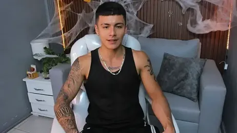 Leo_santoro webcam model stream image