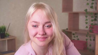 KatieGroves webcam model stream image