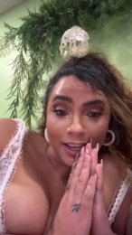 Rayofsunshine27 webcam model stream image