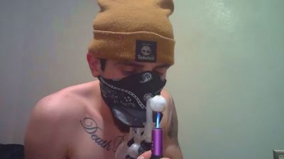 Begging4more webcam model stream image