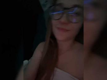 Lillii1 webcam model stream image