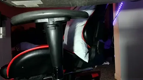 Dick_and_muscles webcam model stream image