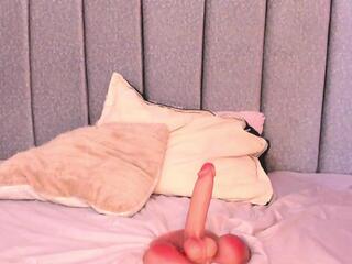 Samantha Stan webcam model stream image