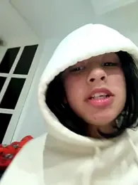 lynn9000 webcam model stream image