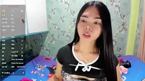 UrHotSexyShine webcam model stream image