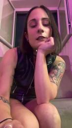 EMA_95 webcam model stream image