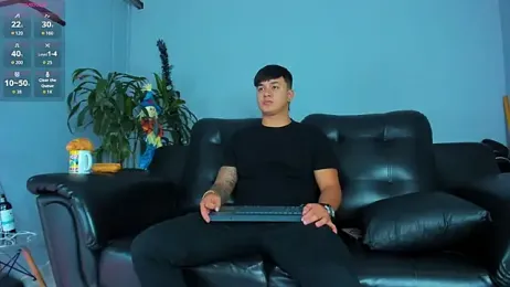 Cristopher_strong webcam model stream image