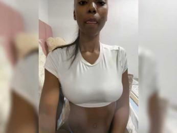 Kyllie webcam model stream image