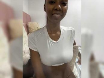 Kyllie webcam model stream image
