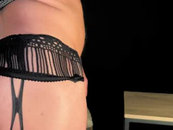 lucalongdick webcam model stream image