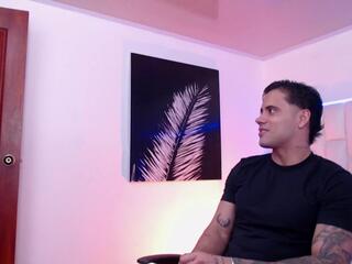 Aiden Owens webcam model stream image