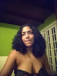 savanahottie webcam stripchat model stream image