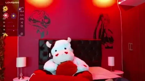 Alice_winter_ webcam model stream image