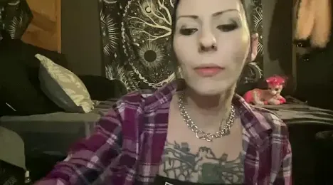 TeenyDoll webcam model stream image