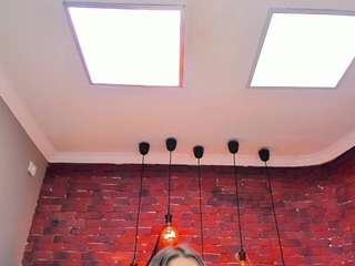 christynaross webcam model stream image