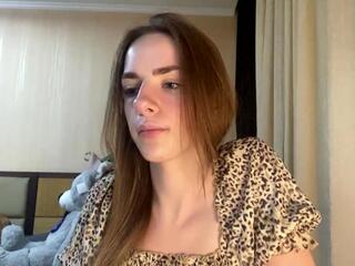 Sunshine Mcwain webcam model stream image