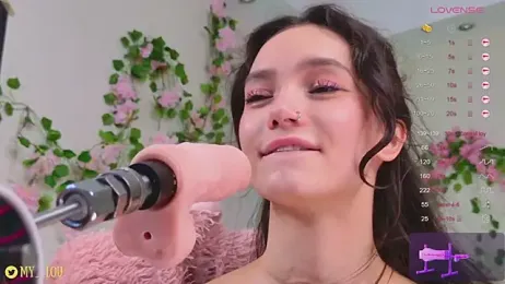 MyLou_ webcam model stream image