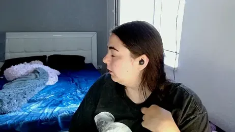 kitsune_8 webcam model stream image