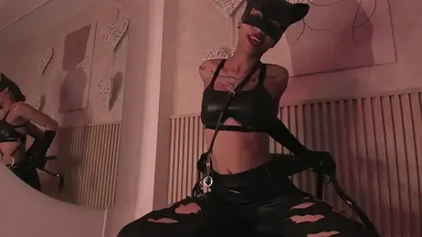 daiana_curly webcam model stream image