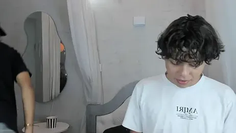 isaac_grimm webcam model stream image