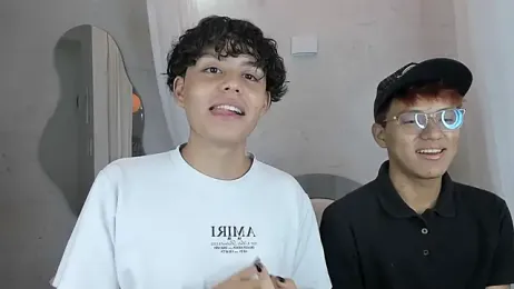 isaac_grimm webcam model stream image