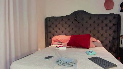 TwoMilkyway webcam cam4 model stream image