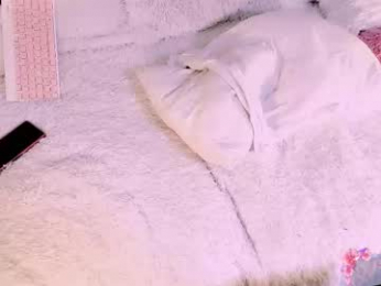 emely_rous webcam model stream image