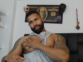 Tayler Summer webcam flirt4free model stream image