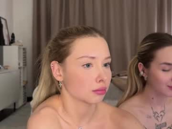 elliemore webcam model stream image