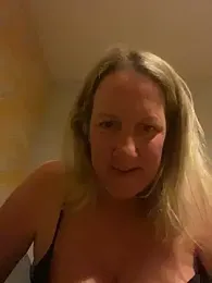 X-Victoria-X webcam model stream image