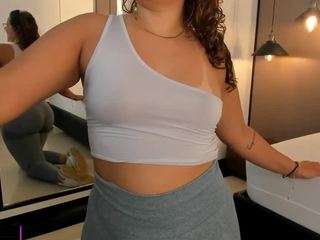 lilly-ass webcam model stream image