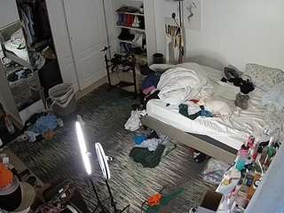 voyeurcam-hornyhostel-02 webcam model stream image