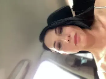 Roxana-Sexy webcam model stream image