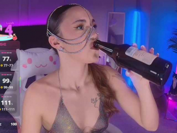 Lerochkaa webcam model stream image