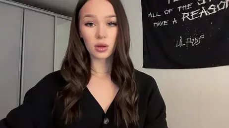 ur_molly webcam model stream image