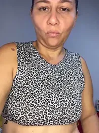 _violeta_99 webcam model stream image