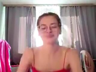 Karena Leske webcam model stream image