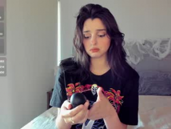 yourfreakygirl webcam model stream image