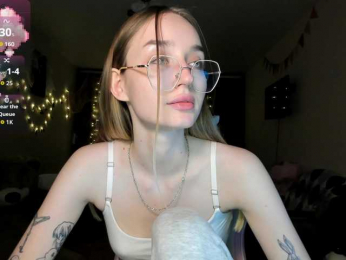 Polikinesis webcam model stream image