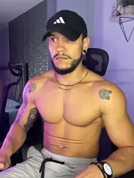 ARON_TAYLER01 webcam model stream image