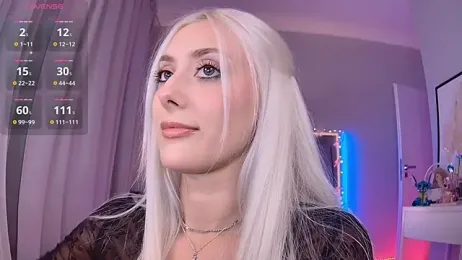 LoryWood webcam model stream image