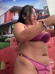 LIZ-06_ webcam model stream image