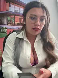 LIZ-06_ webcam model stream image