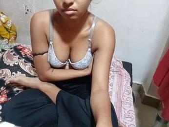 TaraVij webcam bongacams model stream image