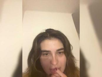 Evelinad webcam model stream image