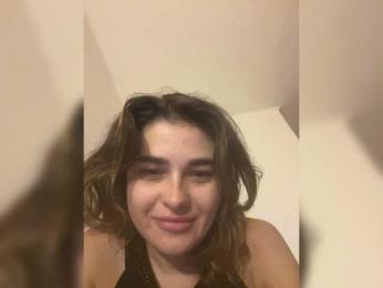 Evelinad webcam model stream image