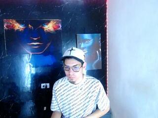 Neo Vance webcam model stream image