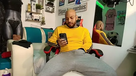 Leenar_Key webcam model stream image